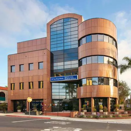 UC San Diego Health 4th & Lewis Medical Offices 