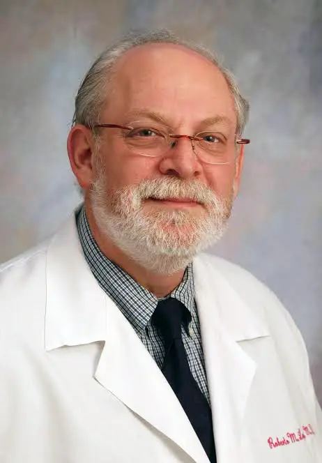 Dr. Roberto Lang